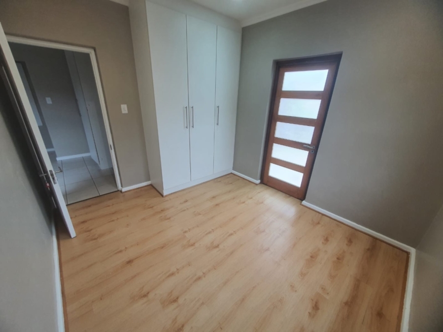 To Let 3 Bedroom Property for Rent in Abbotsford Eastern Cape